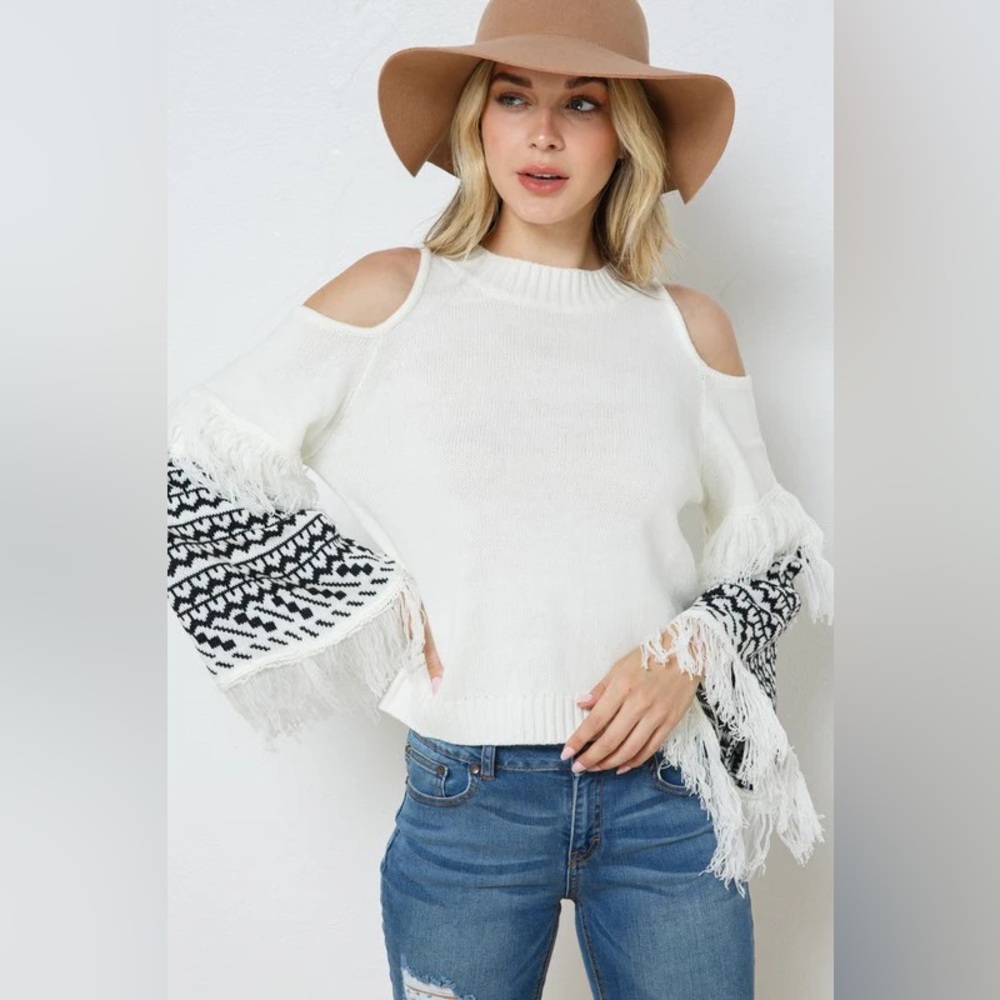 Blue B COLD SHOULDER AZTEC SWEATER/ western boho, NWT M